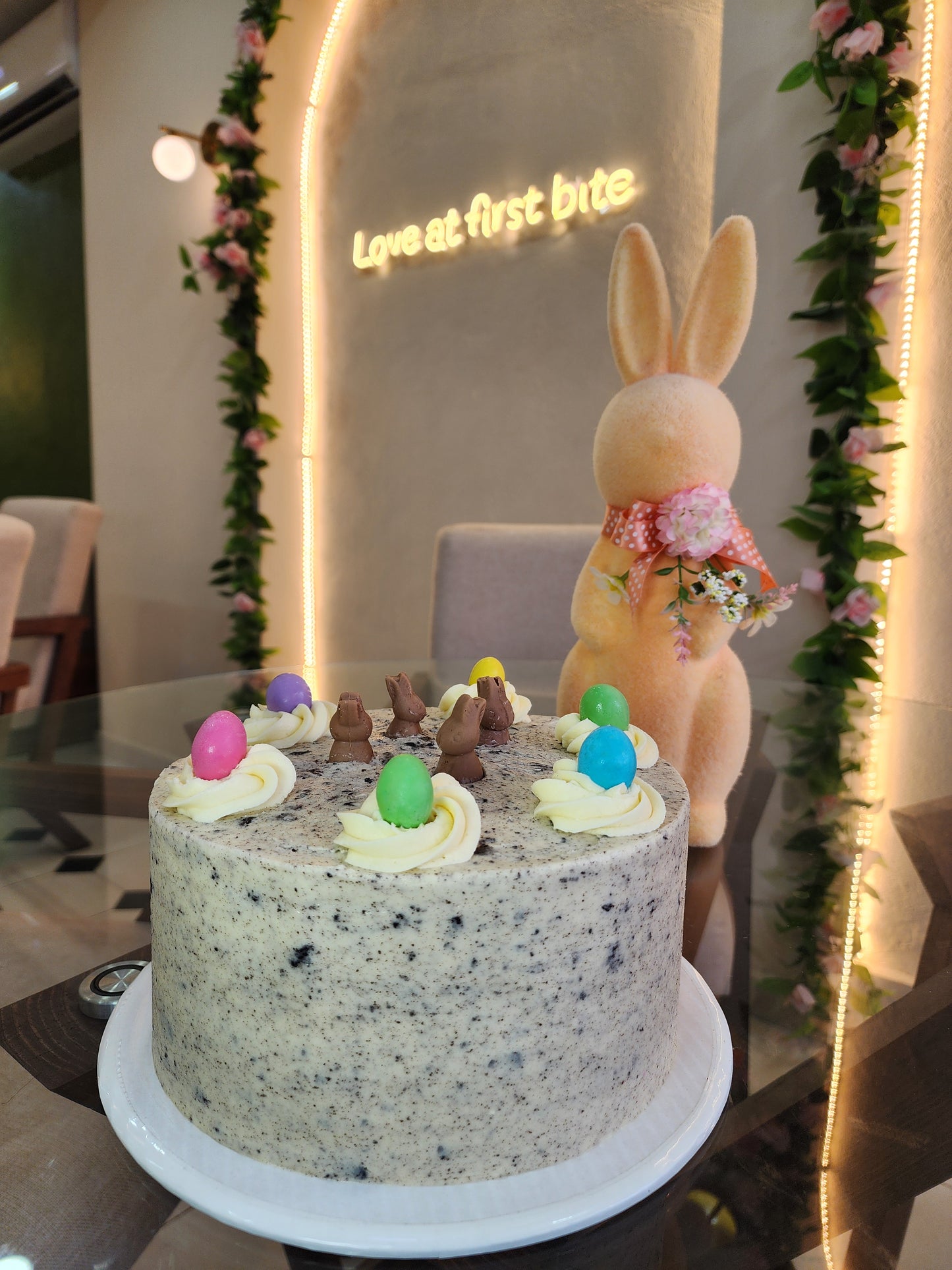 Pastel Pascua cookies & cream